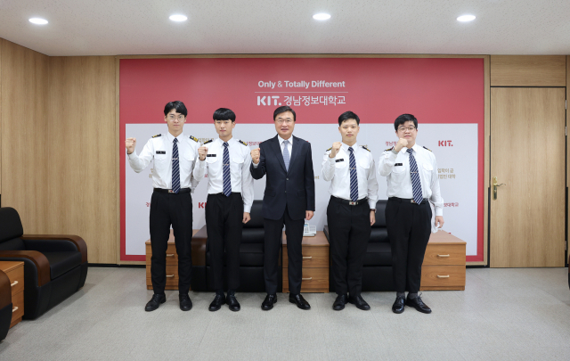 경남정보대학교(총장 김대식) 군사학과 재학생들이 육군3사관학교에 대거 합격했다.