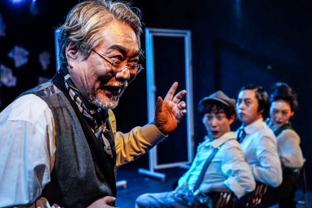 '필경사 바틀비'의 박찬영(왼쪽) 배우. 극단 바문사 제공