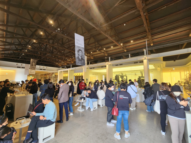 27일 오후 영도 모모스 로스터리&커피 바에서 게스트 바리스타 이벤트가 열렸다. 조영미 기자