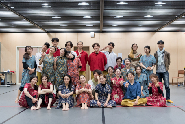 '우물가 살인사건-그곳엔 사람이 산다' 출연진. 경희댄스시어터 제공