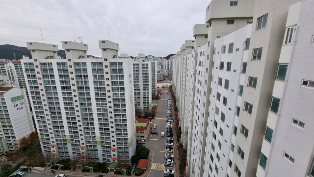 부산 지역 최초로 리모델링주택조합 설립 인가를 받은 부산 해운대구 좌동 해운대상록아파트. 정대현 기자 jhyun@