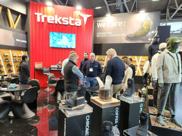 트렉스타는 지난달 독일에서 열린 아웃도어 박람회 ‘ISPO 뮌헨 2022’에 참여해 인기를 끌었다. 트렉스타 제공