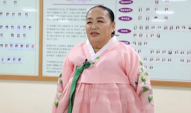 옥관문화훈장 수상자인 김귀엽 부산시 무형문화재 구덕망깨소리 보유자. 문화재청 제공