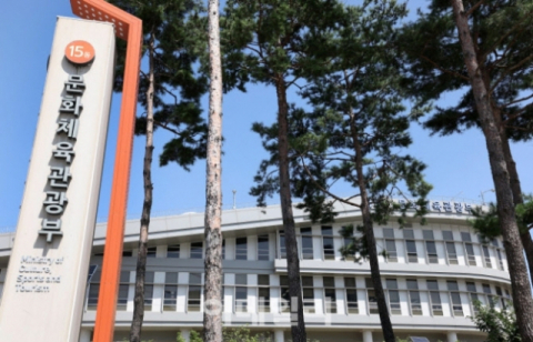 문화체육관광부가 내년부터 실행할 ‘2차 문화진흥 기본계획’ 수립을 위해 현장 전문가들의 목소리를 듣는다. 문화체육관광부