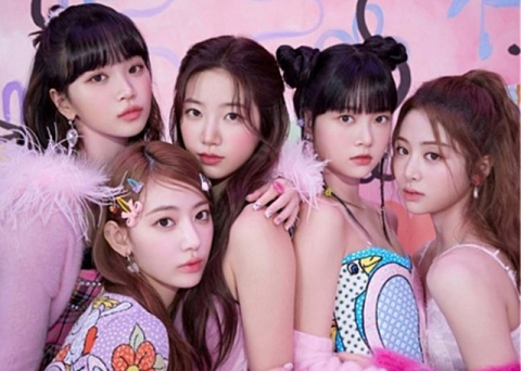 걸그룹 르세라핌. 쏘스뮤직