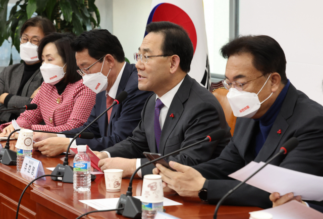 국민의힘 주호영 원내대표가 22일 오전 국회에서 열린 비상대책위원회의에서 발언하고 있다. 연합뉴스