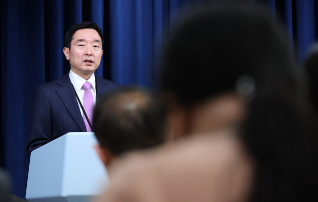 13일 대통령실 청사에서 브리핑 중인 이도운 대변인. 연합뉴스