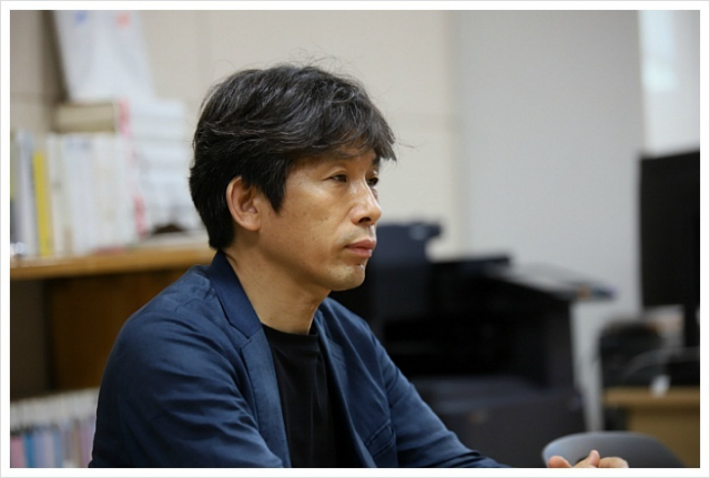 상지인문학아카데미 기획 강의를 진행하는 정두환 지휘자. 상지E&A/엔지니어링건축사사무소 제공