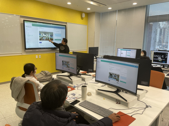 AI·소프트웨어 활용 교육이 올해부터 본격적으로 교실에서 시작된다. 부산시교육청이 주최한 빅데이터 활용 창의캠프에 참여한 학생들의 활동 모습. 부산시교육청 제공