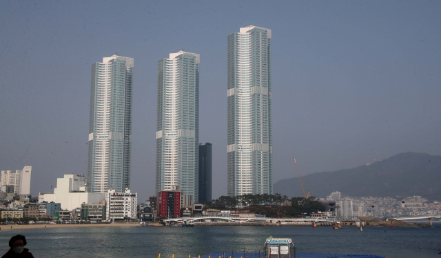 부산 서구 암남동 송도힐스테이트이진베이시티 전경. 부산일보DB