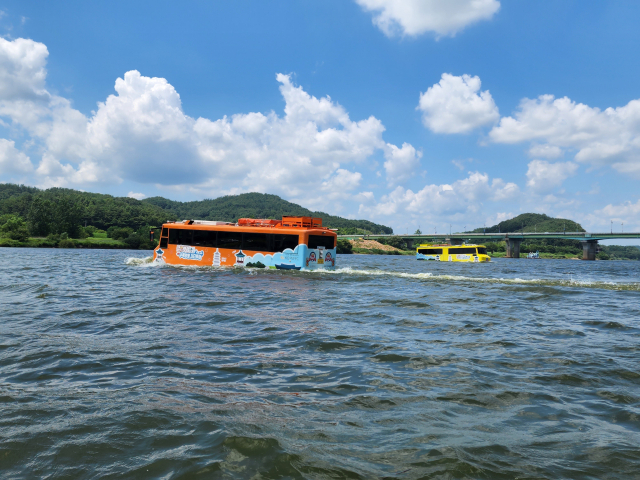 (주)GMI가 개발한 수륙양용버스. GMI그룹 제공