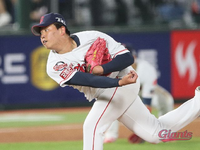 롯데 자이언츠 투수 서준원. 롯데 자이언츠 제공