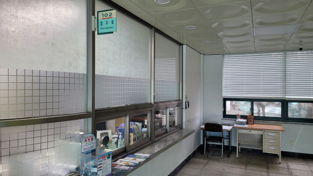 일선 지자체들이 의료공백을 막기 위해 공중보건의 순환근무를 계획하고 있지만 근본적인 해결책은 되지 않고 있다. 김현우 기자