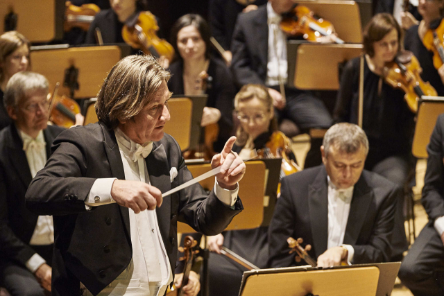 독일 브레멘 필하모닉 오케스트라 마르코 레토냐 지휘자. 부산문화회관 제공