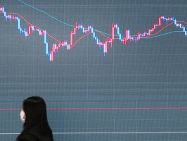 지난해 국내 가상자산 거래소의 은행 수수료 지출액이 급감한 것으로 집계됐다. 연합뉴스