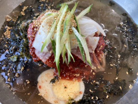 맛이 일품인 평창 막국수.