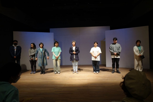 지난 22일 부산 연제구 연산동 효로인디아트홀 2층 소극장에서 개관 행사가 열렸다. 극단 새벽 제공