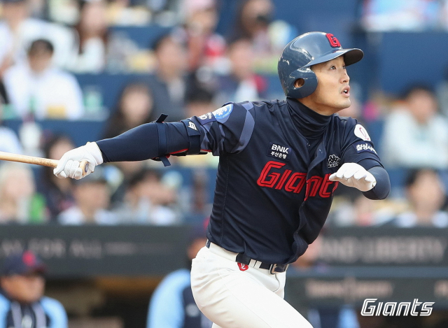 롯데 자이언츠 외야수 안권수는 올 시즌 롯데의 확실한 1번 타자로서의 역할을 잘 해내고 있다. 롯데 자이언츠 제공