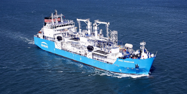 HJ중공업이 세계 최초로 건조한 5100㎥급 LNG 벙커링선엔지 제브뤼헤(ENGIE ZEEBRUGGE)호. HJ중공업 제공