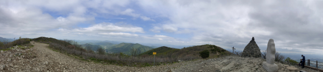 영알8봉 고헌산 정상 파노라마.