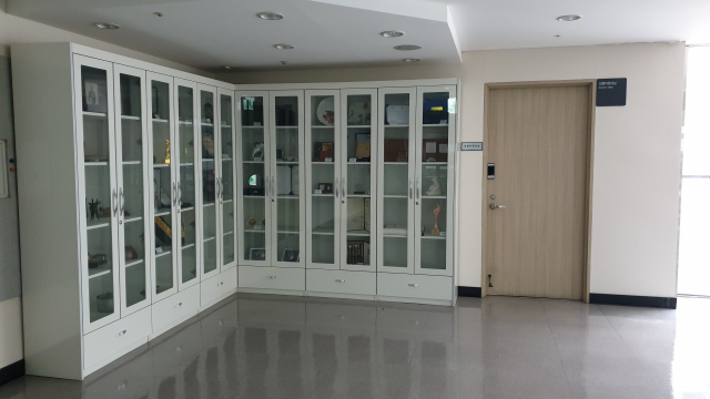 지난 12일 오후 굳게 닫힌 부산국제영화제 집행위원장실. 이우영 기자 verdad@