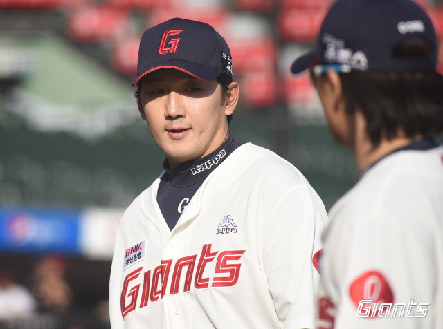 롯데 자이언츠 투수 나원탁이 지난 23일 구단과의 면담을 거쳐 임의해지 상태로 계약을 종료하고 현역 은퇴를 선언했다. 롯데 자이언츠 제공