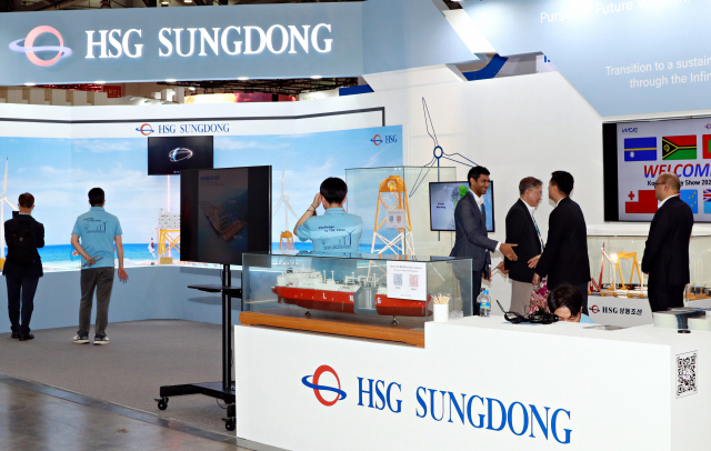 HSG성동조선은 지난 25일 부산 벡스코에서 개막한 ‘2023 기후산업국제박람회’에 참가해 자사가 보유한 친환경 기술력을 선보였다. 성동조선 제공