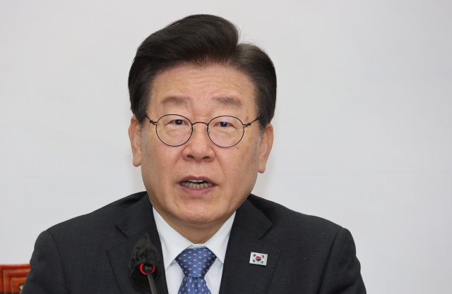 더불어민주당 이재명 대표가 2일 오전 서울 여의도 국회에서 열린 최고위원회의에서 발언하고 있다. 연합뉴스