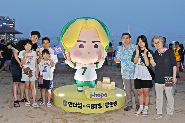 수영구청, ‘인더섬 with BTS’ 캐릭터존 제막식 개최