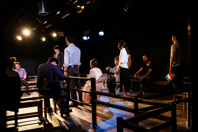 연극 ‘12인의 성난 사람들’. 부산문화회관 제공