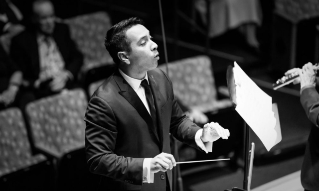 영화음악 지휘자인 앤젤 벨레즈. 도담뮤직 제공