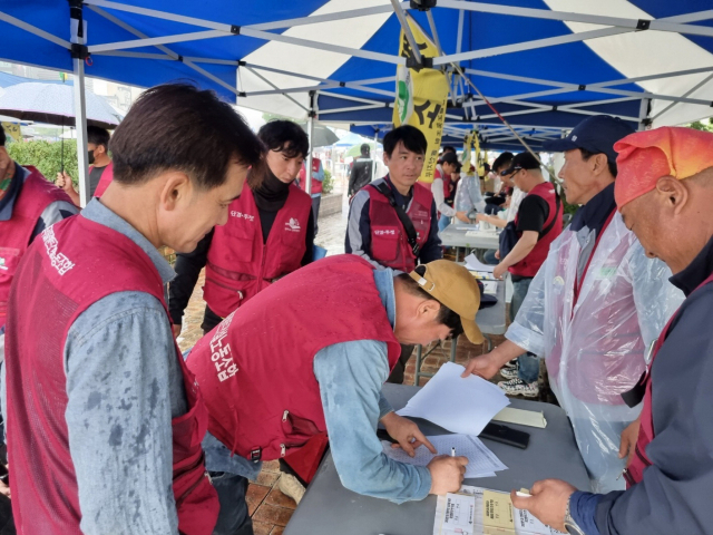 전국플랜트건설노조 울산지부가 올해 사측과의 임금·단체협약이 여의치 않자 지난 7일 쟁의행위 찬반 투표를 벌여 가결했다. 전국플랜트건설노조 울산지부 제공