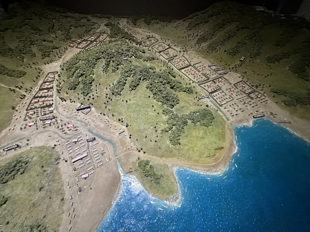 1951년부터 운영을 시작한 거제도 포로수용소 전경 모형. 최대 17만여 명을 수용했다.