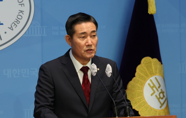 국민의힘 신원식 의원이 지난 9일 ‘문재인 정권의 사드 정상화 방해 진실 규명 기자회견’에서 발언하고 있다. 연합뉴스