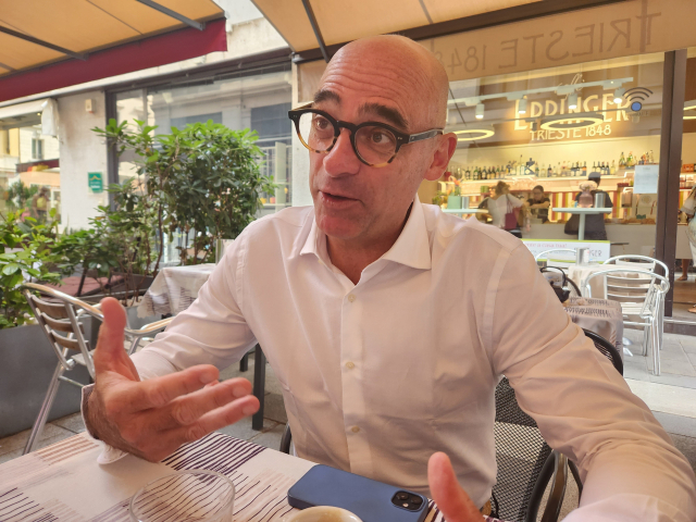 글로벌 물류회사 볼레스 트리에스테 지사의 마우리치오 주냐 매니저. 볼레스 트리에스테 제공