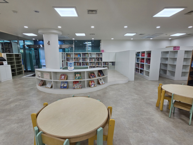 부산 북구 구포도서관 어린이실. 부산시교육청 제공