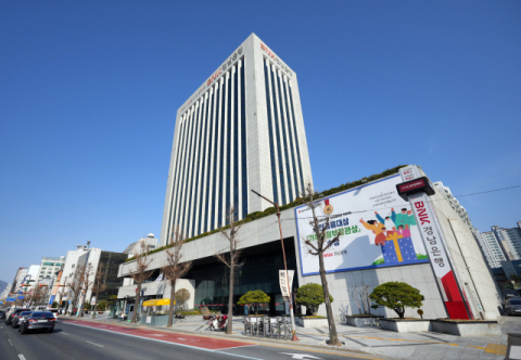 [사설] 툭하면 직원 횡령 사고, 은행 믿고 돈 맡기겠나