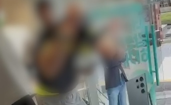 고령 여성이 혼자 영업하는 가게 노려 돈 뜯은 조폭 검거