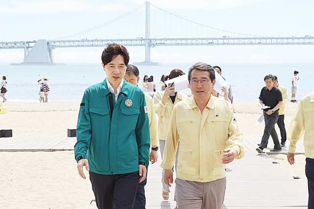 박성훈 해양수산부 차관, 광안리 해변 안전관리 현황 현장 점검