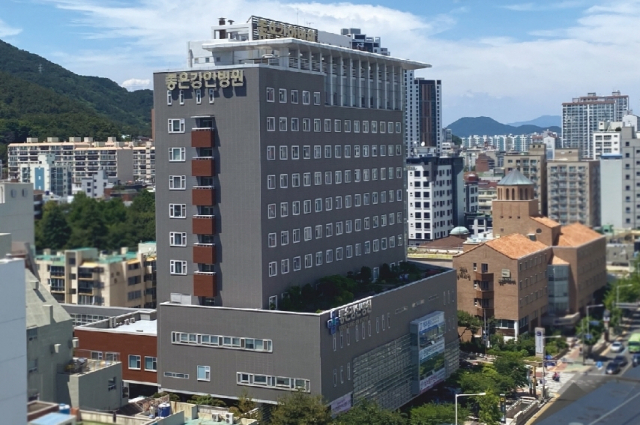 한국보건산업진흥원 발간 책자 <외국인이 많이 찾는 한국의 의료기관>에 선정된 좋은강안병원. 좋은강안병원 제공