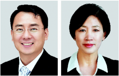 Seung Man-seok (à esquerda), CEO da Elio & Company, e Ban Hye-suk, CEO da URscope, que proferiu uma palestra de consultoria sobre gestão hospitalar.