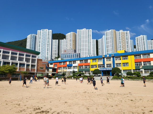 사진은 양산 물금초등학교. 초록우산 제공