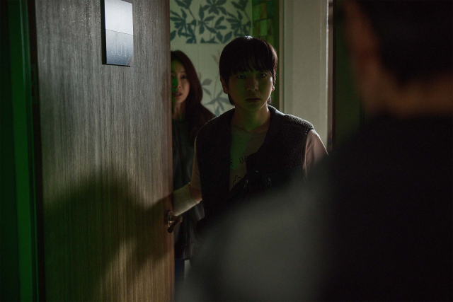 제28회 부산국제영화제(BIFF) ‘한국영화의 오늘: 비전’ 부문에 선정된 ‘301호 모텔 살인사건’ 스틸 컷. BIFF 제공