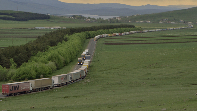 ⓒ테클라 아슬라니슈빌리 '국가 속의 국가' 스틸 컷. 이 작품은 제17회 부산국제비디오아트페스티발 수상작으로 선정됐다. BIVAF 제공