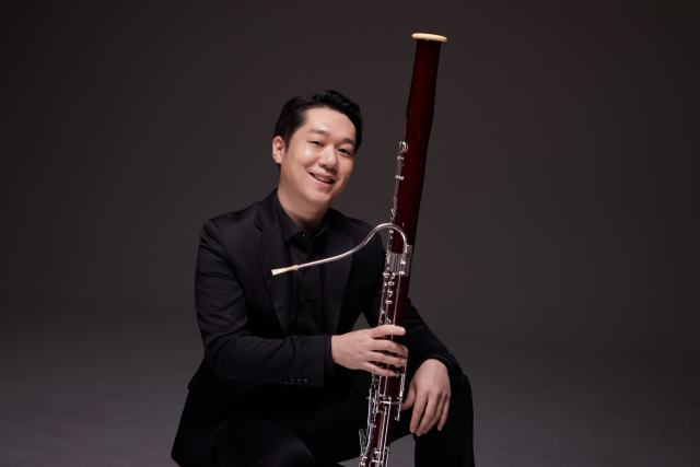 오는 8일 부산문화회관 챔버홀에서 독주회를 갖는 이은호 부산시향 바순 수석. 마에스트로 컴퍼니 제공