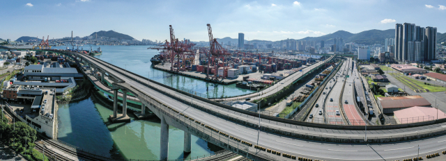 동서고가로 우암고가교 구간. 김종진 기자 kjj1761@