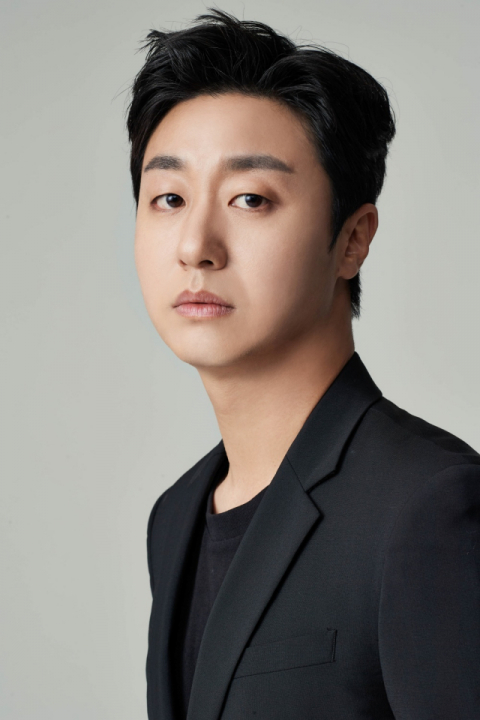 배우 배유람이 제28회 부산국제영화제(BIFF)에 참석해 관객을 만나고 있다. 스토리제이컴퍼니 제공