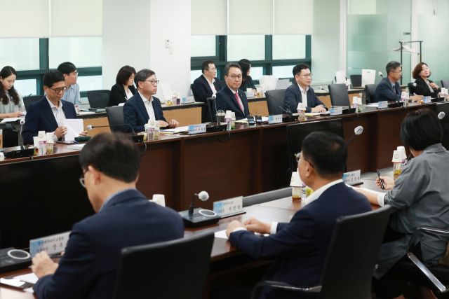 지난 9월 26일 오후 서울 서초구 국제전자센터에서 제19차 건강보험정책심의위원회가 열리고 있다. 연합뉴스