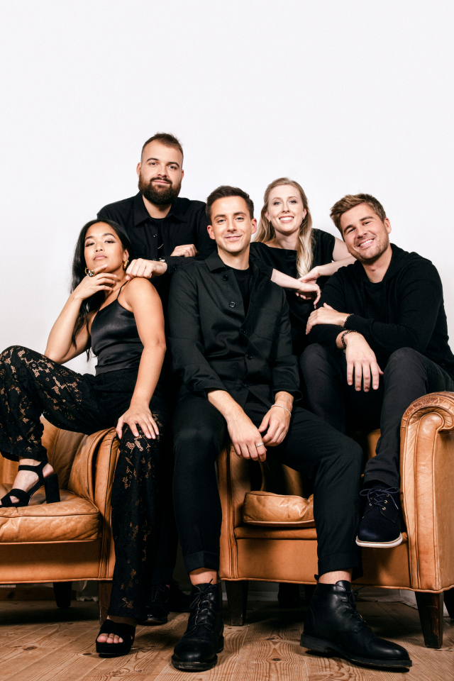 2023 부산국제합창제가 17일부터 21일까지 영화의전당 하늘연극장과 소향씨어터등에서 개최된다. 사진은 올해 특별 초청 연주팀으로는 부산을 찾는 스웨덴이 자랑하는 아카펠라 그룹 ‘더 리얼 그룹(The Real Group)’. 부산국제합창제조직위원회 제공