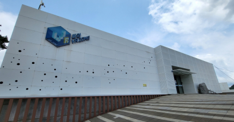 적자 누적으로 1월부터 임시 휴관에 들어간 통영VR존. 부산일보DB